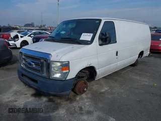 2013 Ford E-Series Commercial z VIN 1FTNS2ELXDDA38381, wystawiony jako IAAI lot #41243450 z przebiegiem 143 160 mil mil oraz . Historia ofert i sprzedaży dostępna na DreamBid. Obrazek 2.