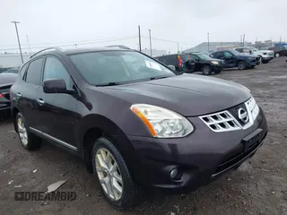 2011 Nissan Rogue SV z VIN JN8AS5MV4BW260472, wystawiony jako IAAI lot #42009320 z przebiegiem 175 687 mil mil oraz . Historia ofert i sprzedaży dostępna na DreamBid. Obrazek 1.
