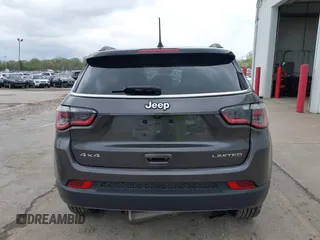 2021 Jeep Compass Limited z VIN 3C4NJDCB5MT521750, wystawiony jako IAAI lot #42169668 z przebiegiem 26 580 mil mil oraz . Historia ofert i sprzedaży dostępna na DreamBid. Obrazek 16.