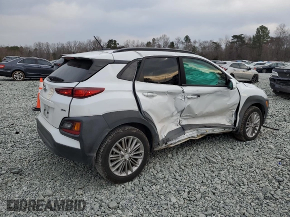 2020 Hyundai Kona SEL with VIN KM8K2CAA6LU579080, listed as a Copart auction lot 46029355 with 52,688 mi miles and Salvage Title. Bid and sale history available at carsss.com. Image 3.