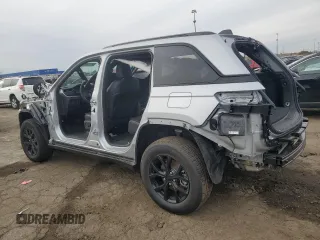 2024 Jeep Grand Cherokee Altitude X with VIN 1C4RJHAG5RC236265, listed as a Copart auction lot 80110474 with Not provided miles and Clean title. Bid and sale history available at DreamBid. Image 2.