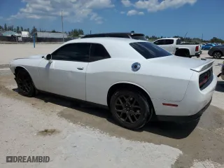 2019 Dodge Challenger SXT with VIN 2C3CDZAG4KH524658, listed as a Copart auction lot 52937585 with 125,583 mi miles and Clean Title. Bid and sale history available at carsss.com. Image 2.