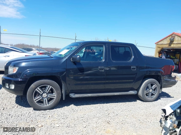 2013 Honda Ridgeline Sport with VIN 5FPYK1F72DB007036, listed as a IAAI auction lot 41846541 with 133,391 mi miles. Bid and sale history available at carsss.com. Image 14.