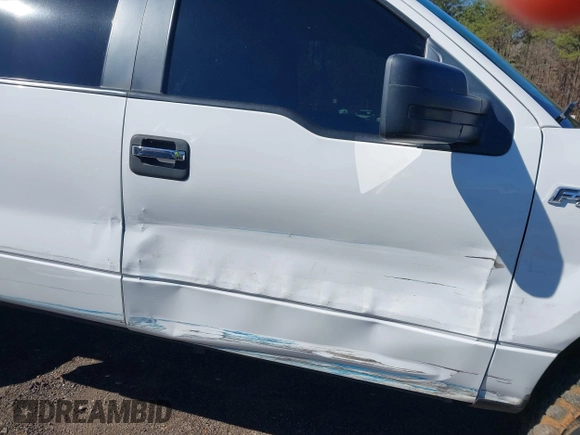 2014 Ford F-150 XL with VIN 1FTFW1EF9EFB42928, listed as a IAAI auction lot 41588979 with 154,192 mi miles. Bid and sale history available at carsss.com. Image 6.