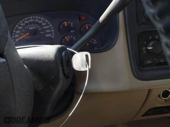 2005 Chevrolet Silverado 1500 LS with VIN 2GCEC19V351134806, listed as a IAAI auction lot 42181734 with 239,444 mi miles and . Bid and sale history available at DreamBid. Image 11.