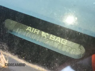 2002 Ford Escape XLT Choice с VIN 1FMYU03152KC71778, выставлен на аукционе Copart как лот 61072285 с пробегом Не указан миль и Списание • Salvage title. История ставок и продаж доступна на DreamBid. Изображение 13.