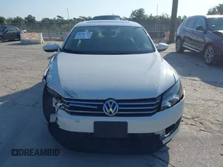 2012 Volkswagen Passat SE с VIN 1VWBP7A31CC085002, выставлен на аукционе IAAI как лот 42318915 с пробегом Не указан миль и . История ставок и продаж доступна на DreamBid. Изображение 12.