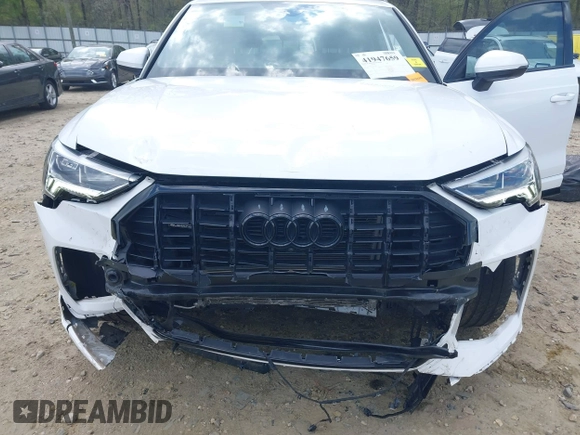 2022 Audi Q3 S line Premium Plus z VIN WA1EECF31N1148535, wystawiony jako IAAI lot #41947659 z przebiegiem 31 880 mil mil oraz . Historia ofert i sprzedaży dostępna na DreamBid. Obrazek 6.