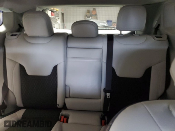 2019 Jeep Compass Altitude z VIN 3C4NJDBB9KT813447, wystawiony jako Copart lot #50494595 z przebiegiem 70 401 mil mil oraz Szkoda całkowita • Salvage title. Historia ofert i sprzedaży dostępna na DreamBid. Obrazek 10.