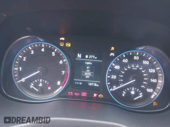 2019 Hyundai Kona Limited with VIN KM8K33A51KU355200, listed as a IAAI auction lot 41577081 with 14,718 mi miles. Bid and sale history available at carsss.com. Image 7.