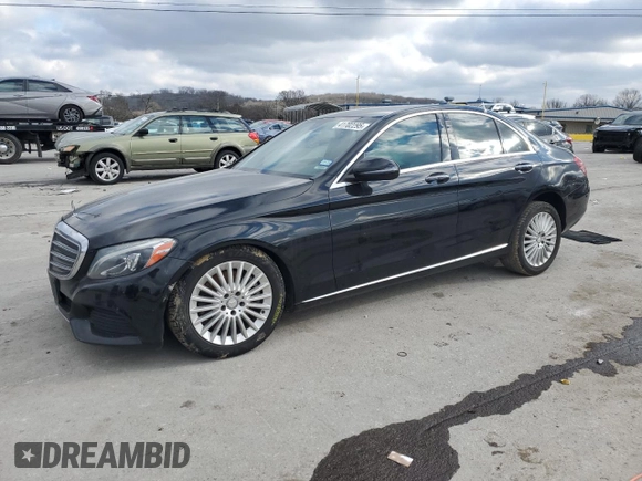 2016 Mercedes-Benz C 300 z VIN 55SWF4JBXGU172322, wystawiony jako Copart lot #41702295 z przebiegiem 131 977 mil mil oraz Szkoda całkowita • Salvage title. Historia ofert i sprzedaży dostępna na DreamBid. Obrazek 1.