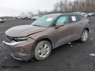 2019 Chevrolet Blazer with VIN 3GNKBGRS3KS682164, listed as a IAAI auction lot 41489702 with 33,391 mi miles. Bid and sale history available at carsss.com. Image 2.