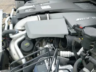 2017 Mercedes-Benz GLS 63 AMG z VIN 4JGDF7FE8HA980199, wystawiony jako IAAI lot #43269744 z przebiegiem 68 350 mil mil oraz . Historia ofert i sprzedaży dostępna na DreamBid. Obrazek 19.