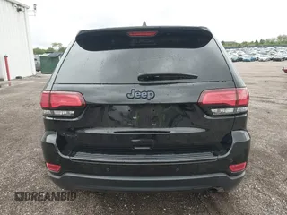 2018 Jeep Grand Cherokee Laredo с VIN 1C4RJFAG0JC405486, выставлен на аукционе IAAI как лот 42331951 с пробегом 92 795 миль миль и . История ставок и продаж доступна на DreamBid. Изображение 16.