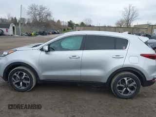2020 Kia Sportage LX with VIN KNDPMCAC8L7805821, listed as a IAAI auction lot 42006272 with 11,058 mi miles. Bid and sale history available at carsss.com. Image 15.