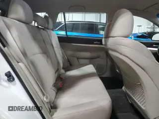 2013 Subaru Outback 2.5i z VIN 4S4BRCAC2D1207588, wystawiony jako Copart lot #42378715 z przebiegiem 152 184 mil mil oraz Szkoda całkowita • Salvage title. Historia ofert i sprzedaży dostępna na DreamBid. Obrazek 11.