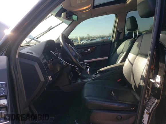 2010 Mercedes-Benz GLK 350 with VIN WDCGG8HB4AF395422, listed as a Copart auction lot 53845625 with 296,185 mi miles and Clean Title. Bid and sale history available at carsss.com. Image 7.