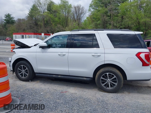 2019 Ford Expedition XLT with VIN 1FMJU1JT0KEA72504, listed as a IAAI auction lot 42123316 with 118,906 mi miles and . Bid and sale history available at DreamBid. Image 14.