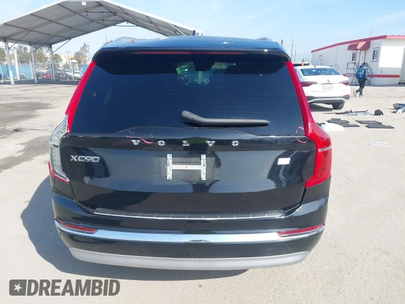 2022 Volvo XC90 Inscription with VIN YV4BR0CLXN1792757, listed as a IAAI auction lot 41598032 with 38,541 mi miles and . Bid and sale history available at DreamBid. Image 16.