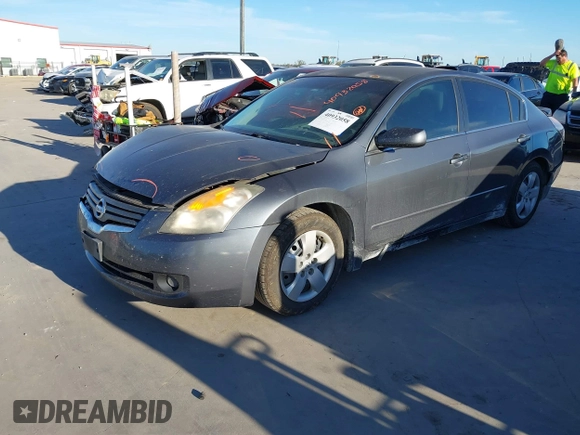 2007 Nissan Altima 2.5 with VIN 1N4AL21E87C213018, listed as a IAAI auction lot 40932058 with 195,817 mi miles. Bid and sale history available at carsss.com. Image 17.