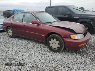 1996 Honda Accord LX with VIN 1HGCD5631TA289387, listed as a Copart auction lot 43986815 with 158,217 mi miles and Salvage Title. Bid and sale history available at DreamBid. Image 4.