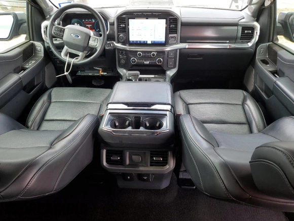 2021 Ford F-150 XL z VIN 1FTFW1CD1MFB42051, wystawiony jako Copart lot #43525465 z przebiegiem 46 549 mil mil oraz Szkoda całkowita • Salvage title. Historia ofert i sprzedaży dostępna na DreamBid. Obrazek 8.