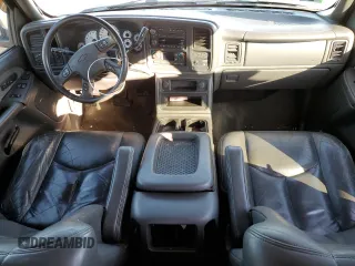 2003 Chevrolet Silverado SS z VIN 2GCEK19N931356654, wystawiony jako Copart lot #72966944 z przebiegiem 292 812 mil mil oraz Szkody całkowita. Historia ofert i sprzedaży dostępna na DreamBid. Obrazek 8.