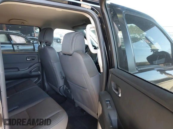 2024 Nissan Frontier SV with VIN 1N6ED1EJ1RN605501, listed as a IAAI auction lot 41649018 with 4,535 mi miles and . Bid and sale history available at DreamBid. Image 8.
