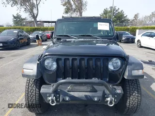 2021 Jeep Wrangler 80th Anniversary with VIN 1C4GJXAN0MW536349, listed as a IAAI auction lot 41672765 with 75,924 mi miles and . Bid and sale history available at DreamBid. Image 11.