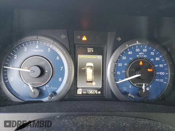 2017 Toyota Sienna XLE Auto Access Seat with VIN 5TDYZ3DC4HS805975, listed as a Copart auction lot 52380405 with 138,276 mi miles and Salvage Title. Bid and sale history available at DreamBid. Image 9.