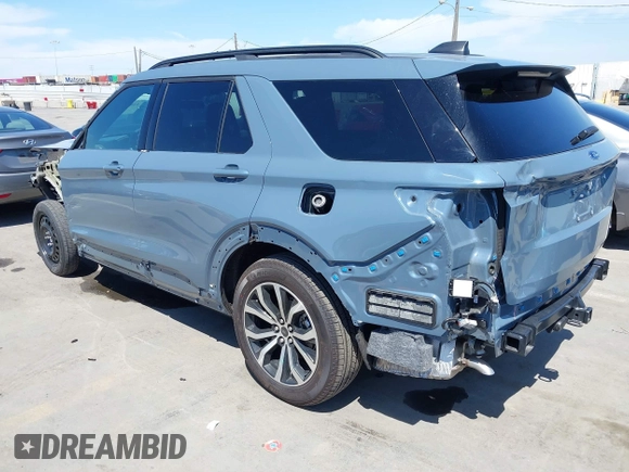 2025 Ford Explorer ST-Line with VIN 1FMUK8KH4SGA67803, listed as a IAAI auction lot 41844114 with 2,044 mi miles. Bid and sale history available at carsss.com. Image 3.