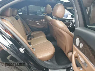 2017 Mercedes-Benz E 300 Luxury with VIN WDDZF4KB5HA045524, listed as a Copart auction lot 58699695 with 52,611 mi miles and Salvage title. Bid and sale history available at DreamBid. Image 10.