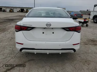 2024 Nissan Sentra S z VIN 3N1AB8BV5RY204479, wystawiony jako Copart lot #51910905 z przebiegiem 23 448 mil mil oraz Czysty tytuł • Clean title. Historia ofert i sprzedaży dostępna na DreamBid. Obrazek 6.