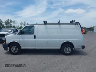 2018 Chevrolet Express Cargo с VIN 1GCWGAFG6J1268224, выставлен на аукционе IAAI как лот 42125963 с пробегом 165 553 миль миль и . История ставок и продаж доступна на DreamBid. Изображение 14.