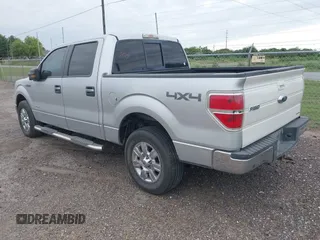 2011 Ford F-150 XLT with VIN 1FTFW1ET4BFB81296, listed as a IAAI auction lot 41935528 with 386,703 mi miles. Bid and sale history available at carsss.com. Image 3.