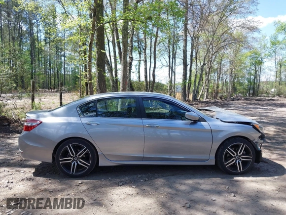 2017 Honda Accord Sport with VIN 1HGCR2F54HA239687, listed as a IAAI auction lot 42055418 with 28,369 mi miles. Bid and sale history available at carsss.com. Image 13.