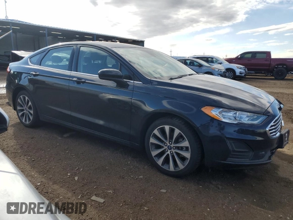 2020 Ford Fusion SE z VIN 3FA6P0T9XLR236729, wystawiony jako Copart lot #47771045 z przebiegiem 54 947 mil mil oraz Szkoda całkowita • Salvage title. Historia ofert i sprzedaży dostępna na DreamBid. Obrazek 4.
