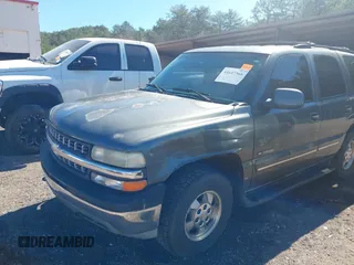 2001 Chevrolet Tahoe LT with VIN 1GNEK13T11J144185, listed as a IAAI auction lot 41647366 with 286,225 mi miles. Bid and sale history available at carsss.com. Image 6.
