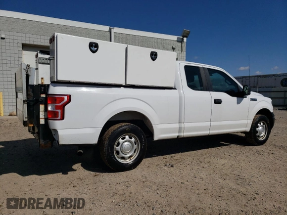 2018 Ford F-150 XL with VIN 1FTEX1C54JKE82041, listed as a Copart auction lot 50186185 with 117,085 mi miles and Clean Title. Bid and sale history available at carsss.com. Image 3.