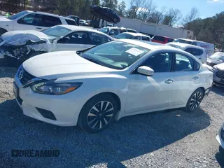 2018 Nissan Altima 2.5 SR with VIN 1N4AL3AP8JC188779, listed as a IAAI auction lot 41735197 with 41,229 mi miles. Bid and sale history available at carsss.com. Image 14.
