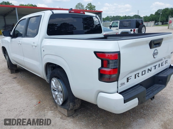2024 Nissan Frontier SL с VIN 1N6ED1EJ0RN650784, выставлен на аукционе IAAI как лот 42399593 с пробегом 8 199 миль миль и . История ставок и продаж доступна на DreamBid. Изображение 3.