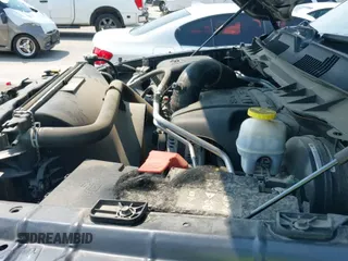 2018 Ram 1500 Harvest z VIN 1C6RR7LT7JS268021, wystawiony jako IAAI lot #42835898 z przebiegiem 92 732 mil mil oraz . Historia ofert i sprzedaży dostępna na DreamBid. Obrazek 20.