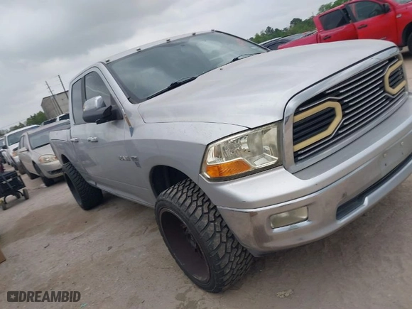 2009 Dodge Ram 1500 SLT with VIN 1D3HB18T59S773170, listed as a IAAI auction lot 41927396 with 297,740 mi miles. Bid and sale history available at carsss.com. Image 1.