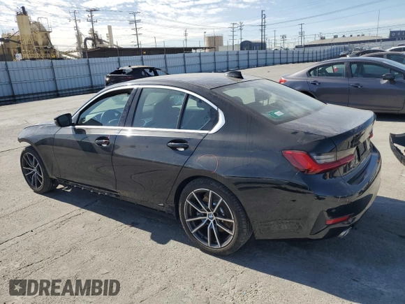 2019 BMW 3 Series 330i with VIN 3MW5R1J53K8A05694, listed as a Copart auction lot 47048555 with 13,629 mi miles and Salvage Title. Bid and sale history available at carsss.com. Image 2.