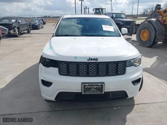2021 Jeep Grand Cherokee Laredo X with VIN 1C4RJEAG9MC713822, listed as a IAAI auction lot 41527043 with 45,143 mi miles. Bid and sale history available at carsss.com. Image 13.