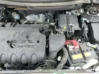 2020 Mitsubishi Outlander ES с VIN JA4AZ3A31LZ020921, выставлен на аукционе Copart как лот 67187745 с пробегом 63 784 миль миль и Списание • Salvage title. История ставок и продаж доступна на DreamBid. Изображение 15.