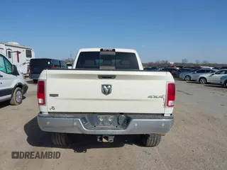 2018 Ram 2500 Laramie with VIN 3C6UR5NL0JG370294, listed as a IAAI auction lot 41637107 with 153,041 mi miles. Bid and sale history available at carsss.com. Image 16.