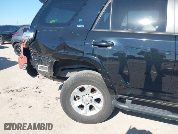 2021 Toyota 4Runner SR5 with VIN JTEEU5JR7M5242390, listed as a IAAI auction lot 42241384 with 43,695 mi miles and . Bid and sale history available at DreamBid. Image 17.