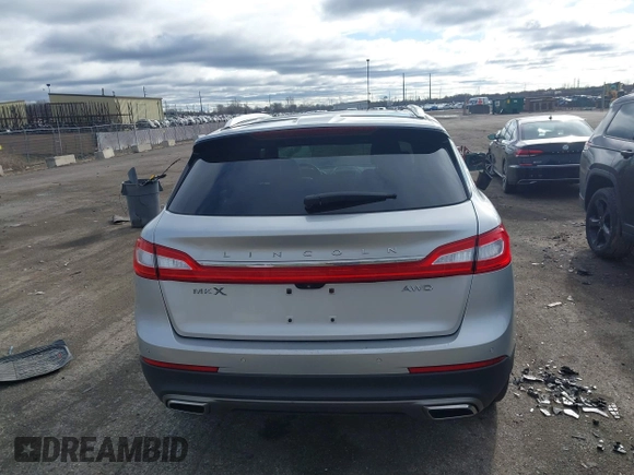 2016 Lincoln MKX Reserve with VIN 2LMTJ8LRXGBL76149, listed as a IAAI auction lot 41917774 with 90,736 mi miles and . Bid and sale history available at DreamBid. Image 16.