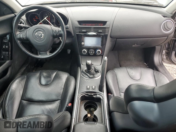 2004 Mazda RX-8 z VIN JM1FE173140124592, wystawiony jako Copart lot #61025055 z przebiegiem 120 360 mil mil oraz Czysty tytuł • Clean title. Historia ofert i sprzedaży dostępna na DreamBid. Obrazek 8.